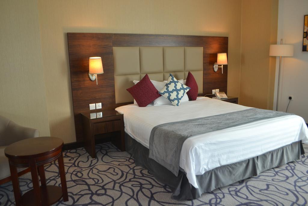 Golden Tulip Al Khobar Hotel Exterior photo